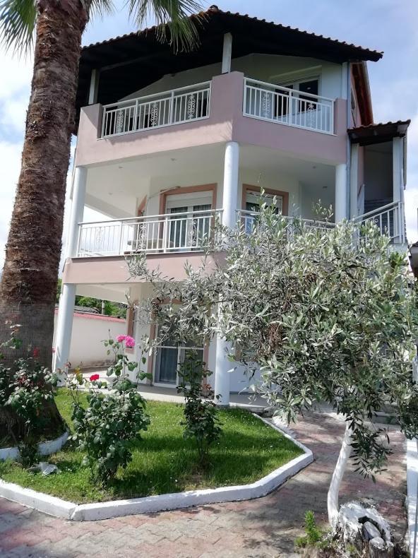 Villa Fotis View Paralía Skotínis Esterno foto