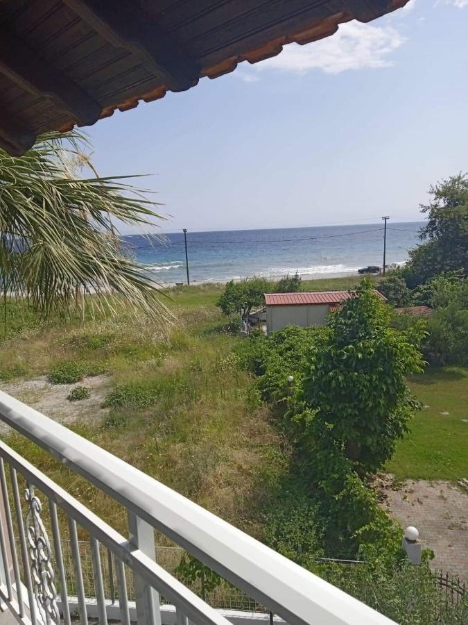 Villa Fotis View Paralía Skotínis Esterno foto